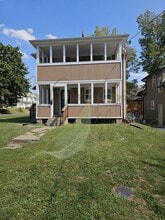 1053-2615 Quindaro Blvd in Kansas City, KS - Building Photo - Building Photo