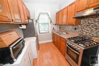 78-35 74th St-Unit -2 in Queens, NY - Building Photo - Building Photo