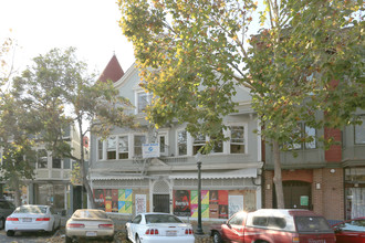 3228 Adeline St in Berkeley, CA - Building Photo - Building Photo