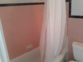 6835 Blind Pass Rd, Unit 2 in St Pete Beach, FL - Foto de edificio - Building Photo