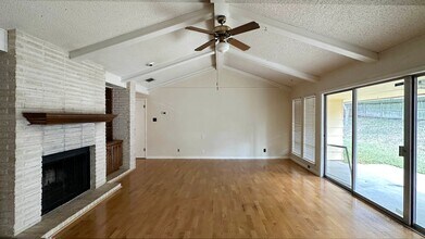 4104 Deer Top St in San Antonio, TX - Building Photo - Building Photo