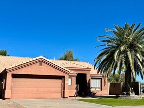 16810 N 62nd Pl in Scottsdale, AZ - Building Photo - Building Photo