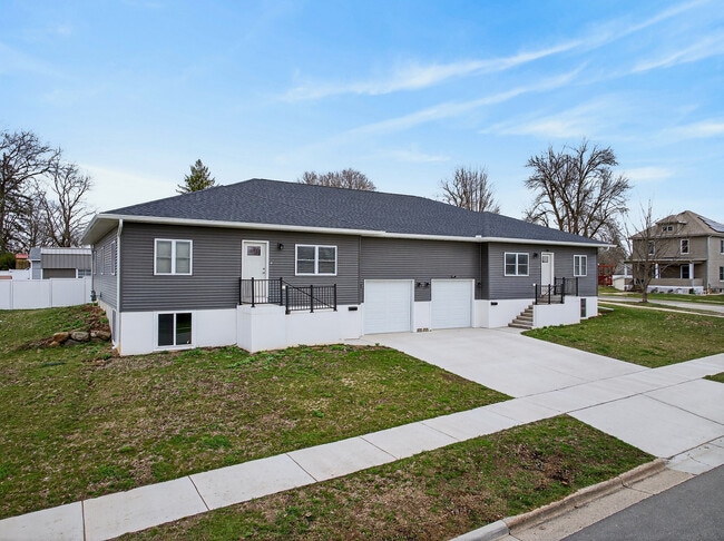 1425 21st St, Unit 1425 21st St