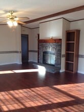 912 Crigger Rd in Millington, TN - Building Photo - Building Photo