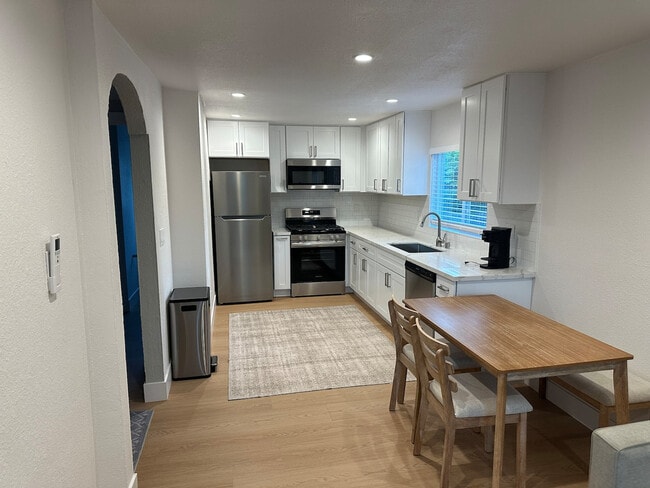 1839 San Luis Rd in Walnut Creek, CA - Building Photo - Building Photo