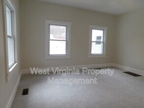 1917 Minden Rd in Oak Hill, WV - Building Photo - Building Photo