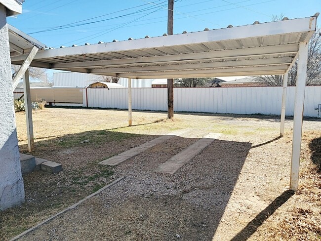 1717 47th St in Lubbock, TX - Building Photo - Building Photo