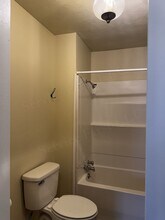 709-711 S Clark Ave in Bolivar, MO - Building Photo - Building Photo