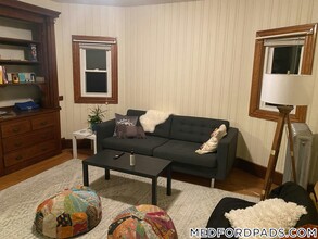 258 Boston Ave in Medford, MA - Building Photo - Building Photo