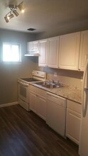 604 Alcazar St SE, Unit C in Albuquerque, NM - Building Photo - Building Photo