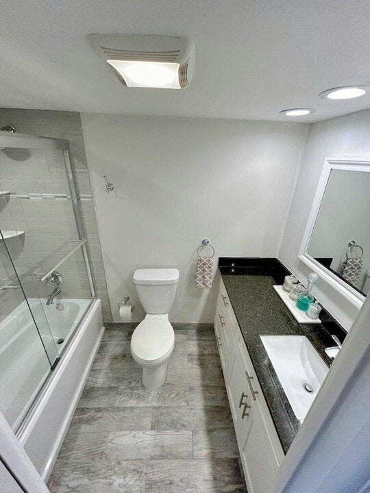 2691 S Course Dr in Pompano Beach, FL - Foto de edificio