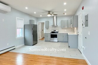 296 Atwells Ave in Providence, RI - Foto de edificio - Building Photo