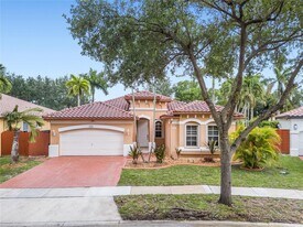 12858 SW 52nd St in Miramar, FL - Building Photo