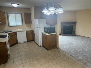9 125th Ln NW in Minneapolis, MN - Building Photo - Building Photo
