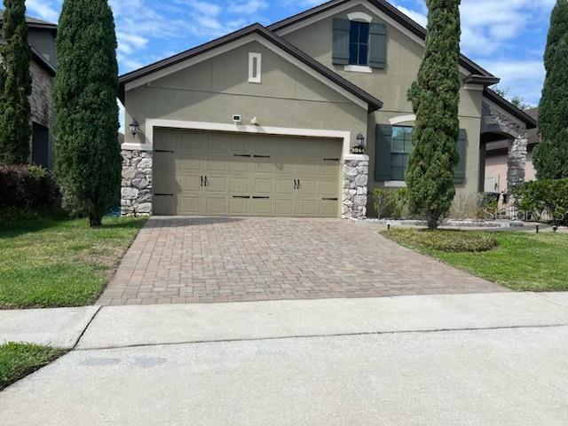 9944 Armando Cir