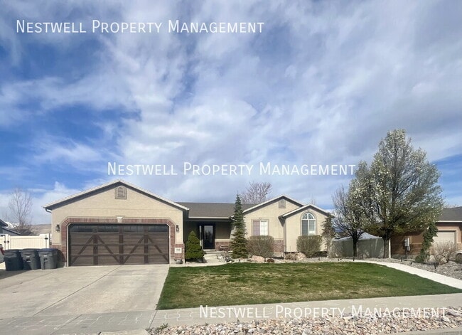 property at 11646 Keystone Dr