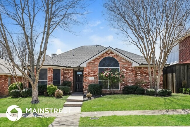 property at 922 Kim Ln