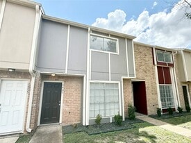 1497 Springrock Ln in Houston, TX - Building Photo