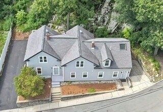 104 Glen St, Unit 2 in Malden, MA - Building Photo - Building Photo