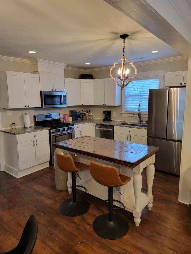 706 S Graham St in Memphis, TN - Building Photo - Building Photo