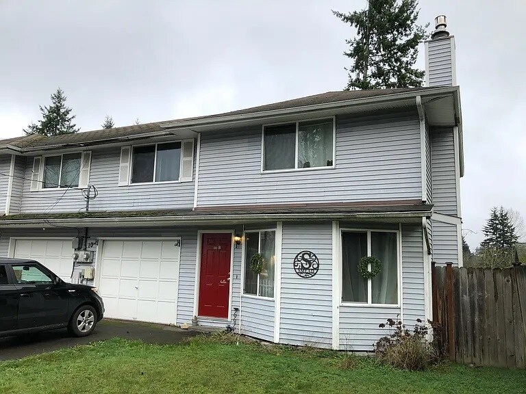 10 107th St SE, Unit B in Everett, WA - Foto de edificio