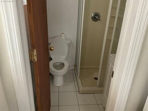 205 N Wellwood Ave in Lindenhurst, NY - Building Photo - Building Photo