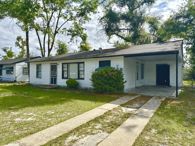 825 Bethune St in Valdosta, GA - Building Photo - Building Photo