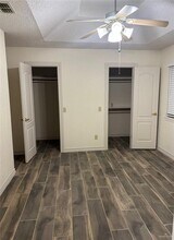 8 N Mile 4 W in Mercedes, TX - Foto de edificio - Building Photo