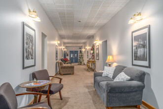 Jefferson Square in Williamsport, PA - Building Photo - Interior Photo