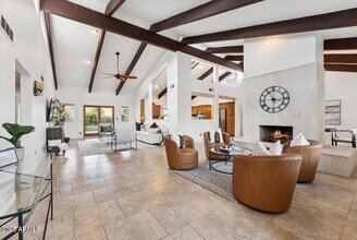 8356 E San Ricardo Dr in Scottsdale, AZ - Building Photo - Building Photo