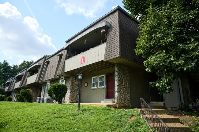 property at 2929 Selena Dr