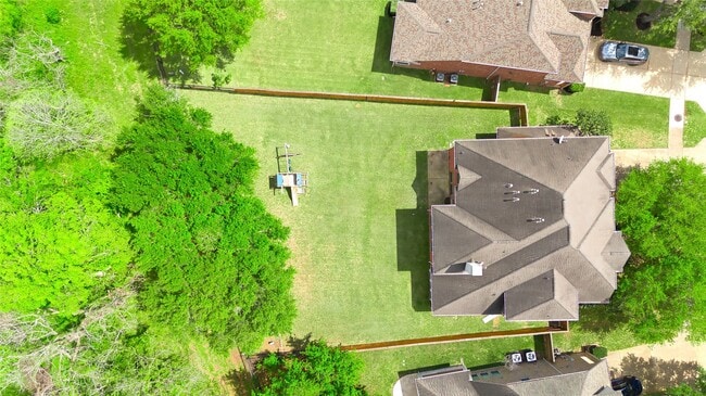 5619 Riverstone Crossing Dr