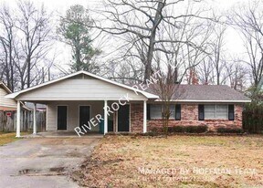 5824 Carlyle Dr in Little Rock, AR - Building Photo