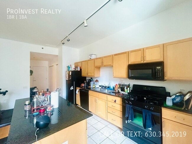 property at 5 N Wabash Ave
