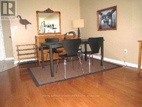 820 Burnhamthorpe Rd in Toronto, ON - Building Photo - Building Photo