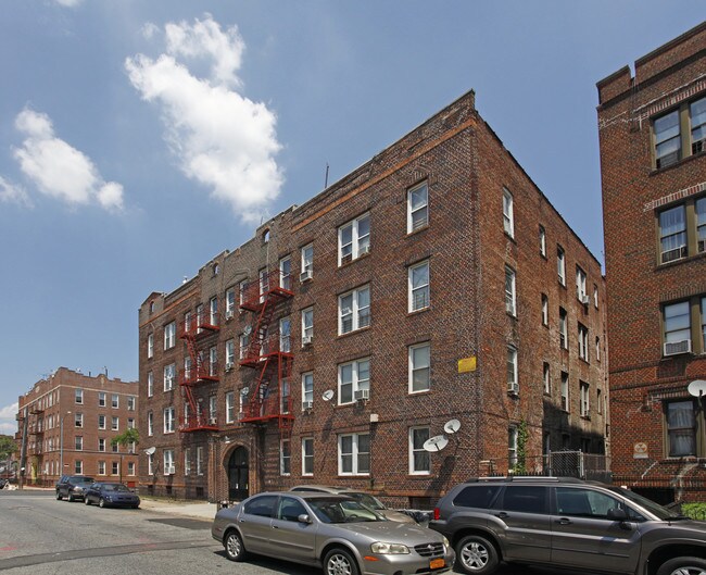 455 E 92nd St in Brooklyn, NY - Foto de edificio - Building Photo