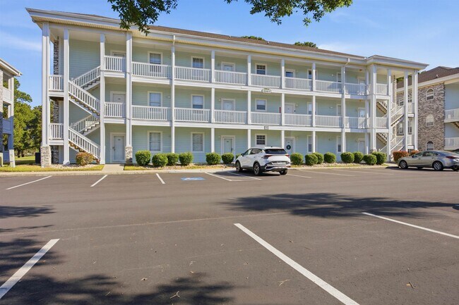4647 Wild Iris Dr in Myrtle Beach, SC - Foto de edificio - Building Photo