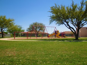 Lakeshore Village in San Angelo, TX - Building Photo - Building Photo