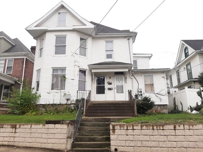 348 Wilson Ave in Morgantown, WV - Building Photo - Building Photo