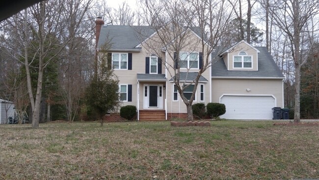 3096 Magnolia Woods Ct in Quinton, VA - Building Photo - Building Photo