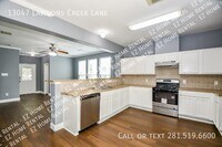 13047 Lawsons Creek Ln photo'