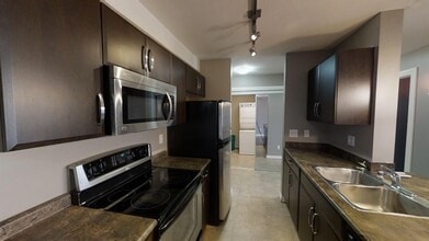 9120-9196 96 Ave in Grande Prairie, AB - Building Photo - Building Photo