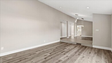 1016 Woodglen Dr in Roseville, CA - Building Photo - Building Photo