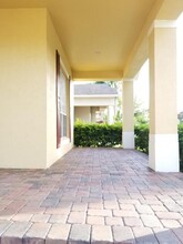 13448 Zori Ln in Windermere, FL - Foto de edificio - Building Photo