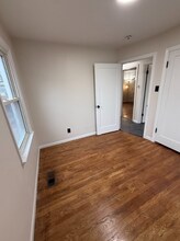 215 Derhake Rd in Florissant, MO - Building Photo - Building Photo