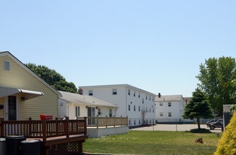 77 Valley St in Central Falls, RI - Building Photo - Building Photo