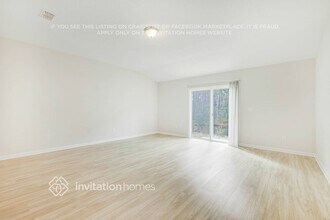 2648 Kersey Dr W in Jacksonville, FL - Foto de edificio - Building Photo