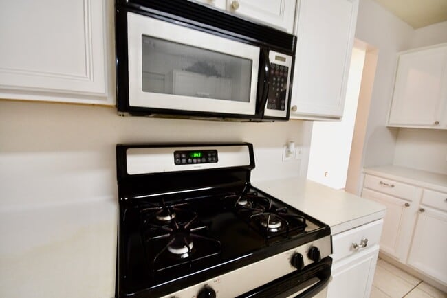 8974 N Deer Meadow Dr