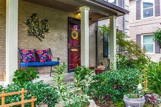6411 Bordeaux Ave in Dallas, TX - Building Photo - Building Photo