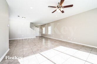 15402 Turkoman Cir in Jacksonville, FL - Foto de edificio - Building Photo